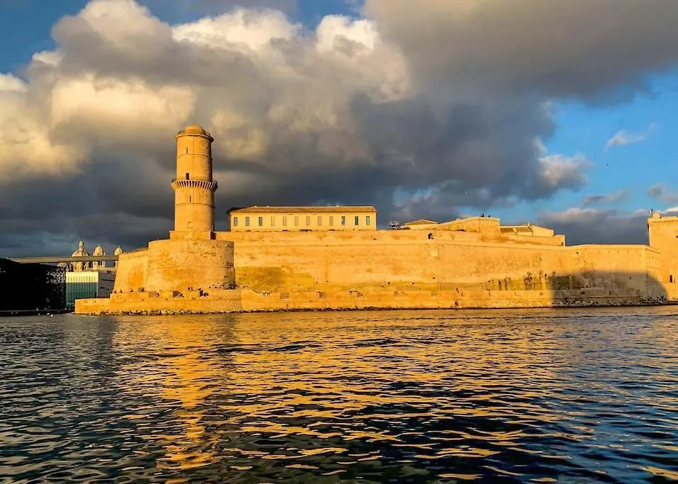 T2 Canebiere Marseille France